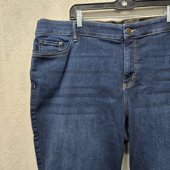 Liz Claiborne 22W Plus Size Jeans Sara Crop High Rise Stretchy Medium Wash Butto - Picture 3 of 8